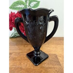Vintage L.E. Smith Black Amethyst Glass Two-Handled Trophy Vase‎ Pedestal Urn